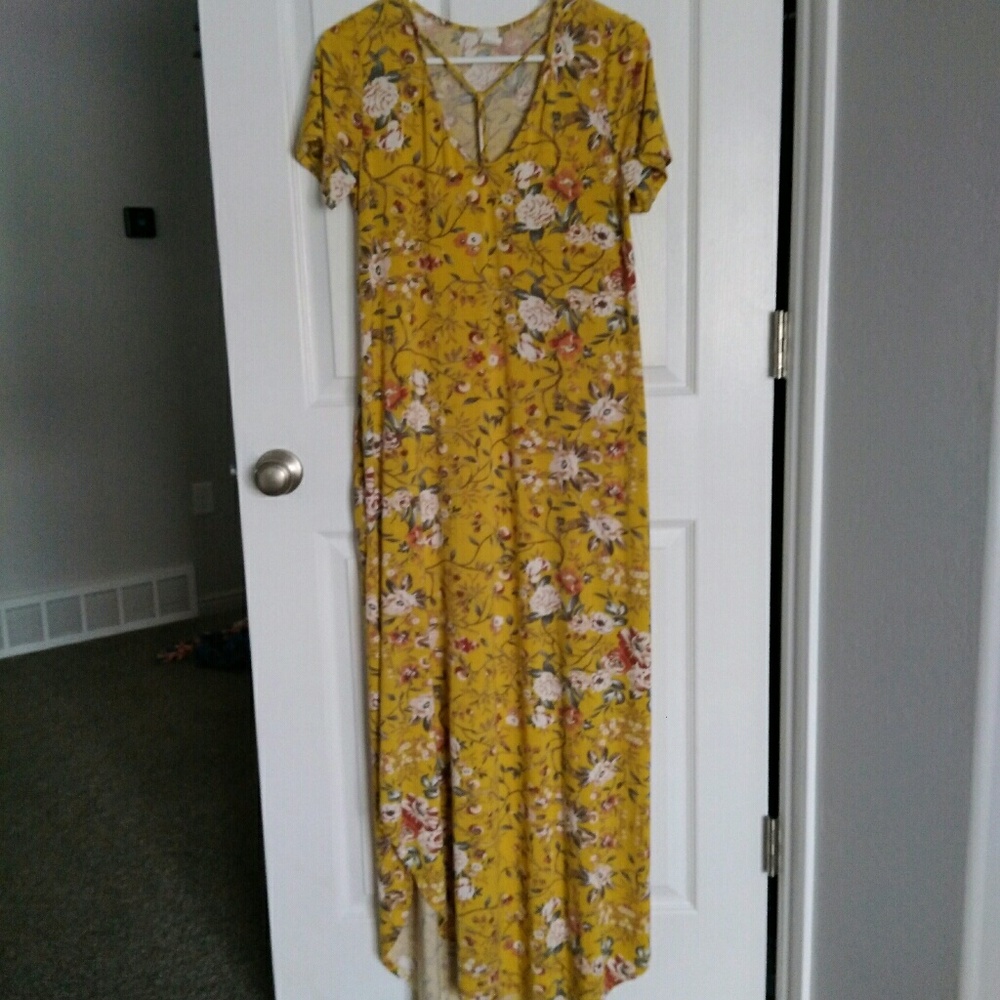 Mustard yellow floral maxi dress